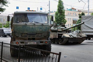 ЧВК "Вагнер" продвигаются к Москве: По ходу продвижения мятежников уже идут бои