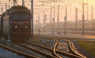 Из-за обстрелов инфраструктуры на Львовщине задерживаются поезда в/из Закарпатья