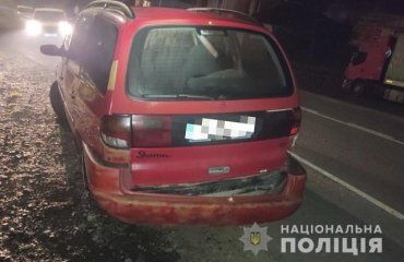 В Закарпатье пьяный водитель устроил аварию и сопротивлялся полиции