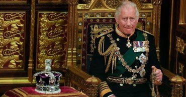 В Сент-Джеймском дворце Карл III официально провозглашен королем Великобритании