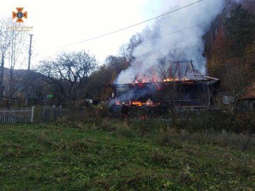 В Закарпатье муж не смог спасти погибшую на пожаре жену 
