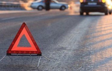 ДТП в Закарпатье: Водителей из авто доставали спасатели