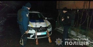 На Ужгородщині поліція вилучила у чоловіка дві гвинтівки з оптичними прицілами