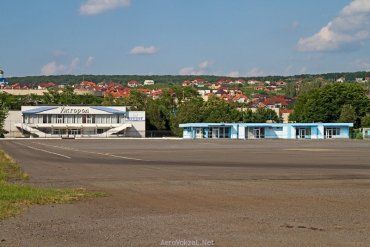 Аеропорт «Ужгород» необхідно забезпечити технікою та обладнанням 