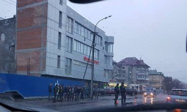 В Ужгороді на Капушанській поліція затримала нападника з ножем