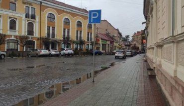 Провернуть по-тихому схему с парковками в Ужгороде не вышло