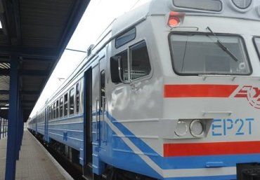 Восстановление движения поездов в Закарпатье продолжается: Список
