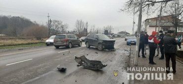 ДТП в Закарпатье: Полиция сообщила подробности жесткого столкновения Mercedes и KIA