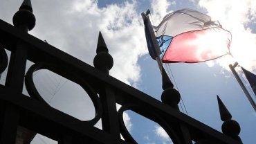 Чехия приняла решение о закрытии консульских отделов на территории РФ