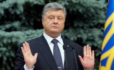 74% украинцев поддерживают снятие неприкосновенности с Петра Порошенко