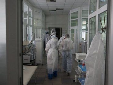 В Украине за сутки зафиксировано почти 10 000 случаев заболевания СOVID-19