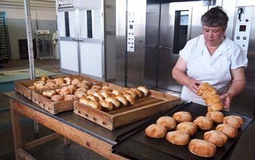 На хлебопекарне в Словакии обнаружили нелегально работающих закарпаток