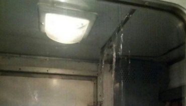 Гарячий окріп лився зі стелі на голови пасажирів потягу "Одеса-Ужгород"