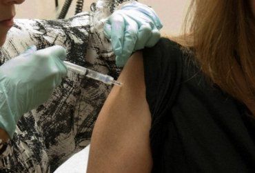 Соседняя с Закарпатьем Словакия подарит Украине вакцины против COVID-19