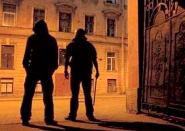 Ночной грабеж: В Закарпатье несовершеннолетние гопники вконец распоясались