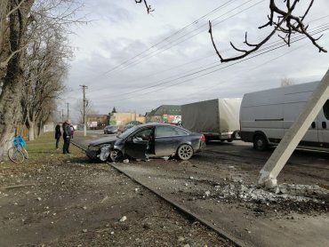 Audi не в лучшем состоянии: В Закарпатье произошло ДТП 