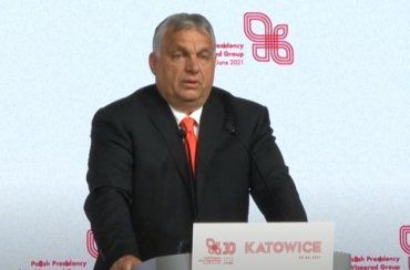 Премьер Венгрии обвинил ЕС в "диктатуре" 