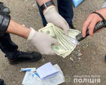 В Тернопольской области на горячем взяли замвоенкома, вымогавшего взятку у призывника