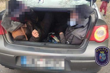 В Венгрии копам не понравился "сюрприз" в багажнике у украинца