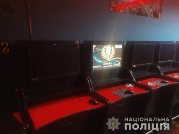 Охота на казино: В Закарпатье накрыли нелегальное игорное заведение