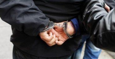 В областном центре Закарпатья преступника в розыске поймали из-за странного поведения