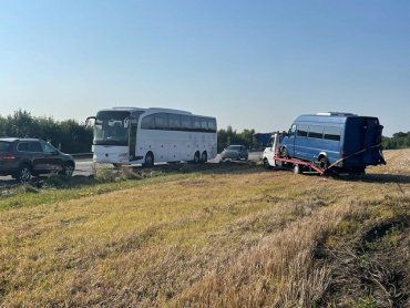 Под Киевом микроавтобус перевозивший 13 паломников из Израиля попал в ДТП