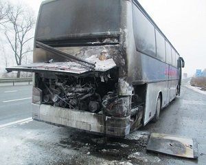 На трасі "Київ-Чоп" на ходу загорівся автобус з пасажирами
