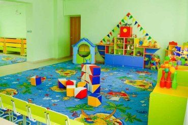 В Закарпатье дети идут в школы и садики: Кабмин смягчил ограничения