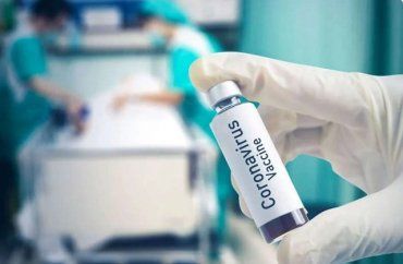 Украинцев не будут прививать российской COVID-вакциной: Рада приняла закон о закупке вакцинации 