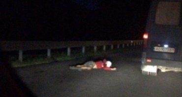 Смертельная авария в Закарпатье: На трассе Киев-Чоп не разминулись мотоциклист и грузовик 