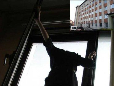  Во Львовской области больная ковидом медсестра покончила жизнь самоубийством 