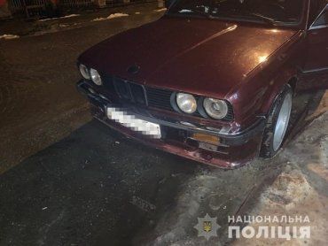 Поймали за пару минут: В Закарпатье полиция выследила вора обокравшего BMW