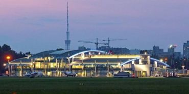 Международный аэропорт "Киев" отменил все регулярные международные авиарейсы 