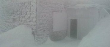 На Закарпатье в горах выпал снег