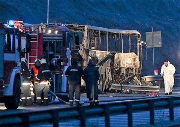Из 52 туристов выжили только 7 человек - страшная авария в Болгарии 