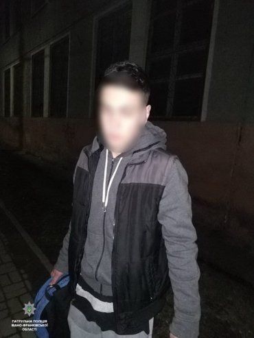 Студентів із Закарпаття затримала поліція в Івано-Франківську