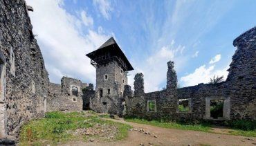 Закарпаття: доступ до Невицького замку буде припинено