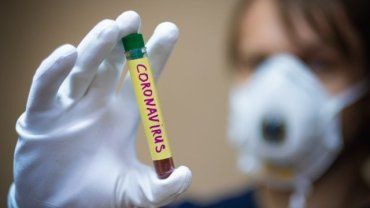 В Закарпатье двух врачей проверили на коронавирус: Что показал результат 