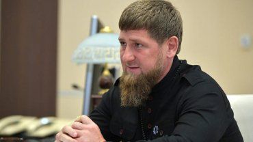 Кадыров заявил, что сам давно бы решил украинский "вопрос"