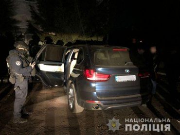 В Закарпатье два киевских гастролера ограбили заправку 