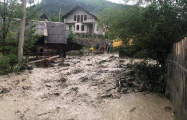 В Закарпатье предупреждают о втором паводке: Заденет населенные пункты, где есть река 