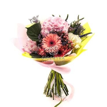 Заказывайте цветы с доставкой в салоне «Дицентра»
