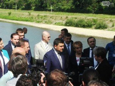 Премьер-министр и министр образования и науки Украины уже в Ужгороде