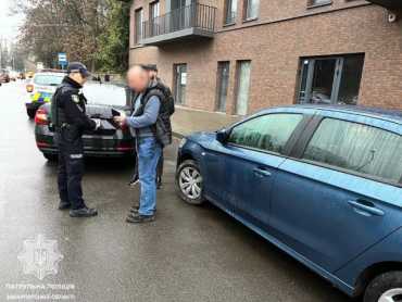 ДТП В Ужгороде: пьяный Citroen протаранил Skoda и сбежал