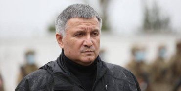 Экс-глава МВД Аваков прокомментировал обыски
