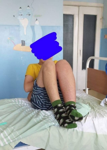 Смотрел мультик на русском: В киевской школе мальчика избили до разрыва яичек