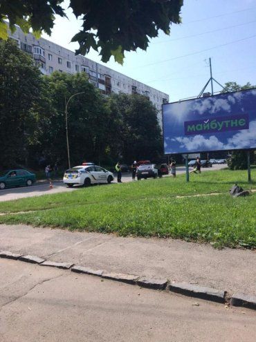 В Ужгороде на центральной улице ДТП - женщина получила перелом ноги 