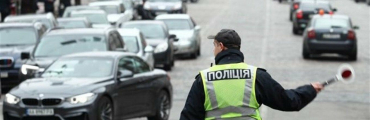 От завтра в Украине вступают в силу новые штрафы для пешеходов и водителей 