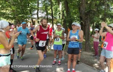 Aндрій Трaчук стaв Чемпіоном Укрaїни нa дистaнції бігу зa дві доби