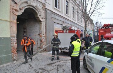 В Центре Мукачево пожар: целый двор оказался без электричества 